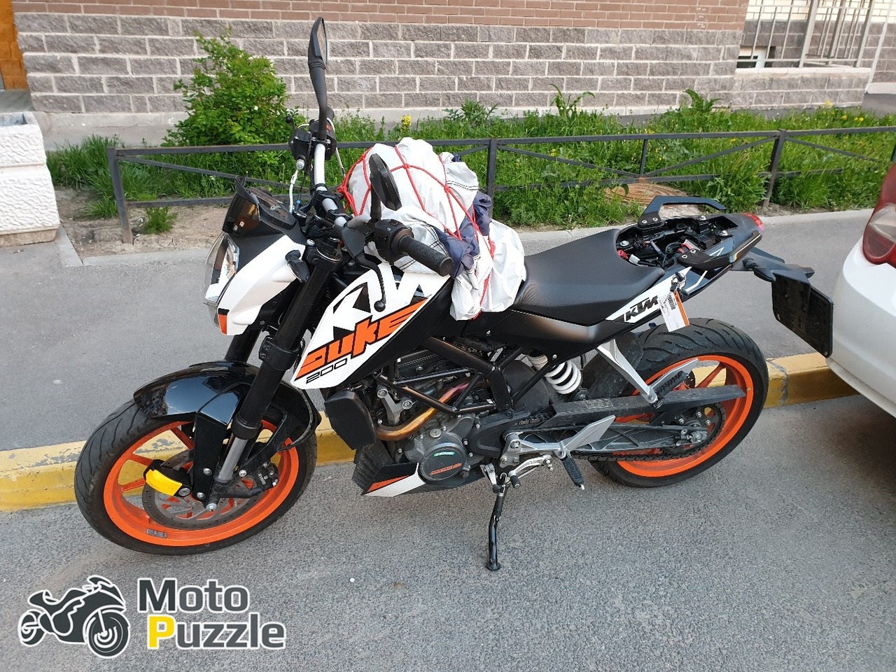 Осмотр мотоцикла KTM Duke 200 2017 года
